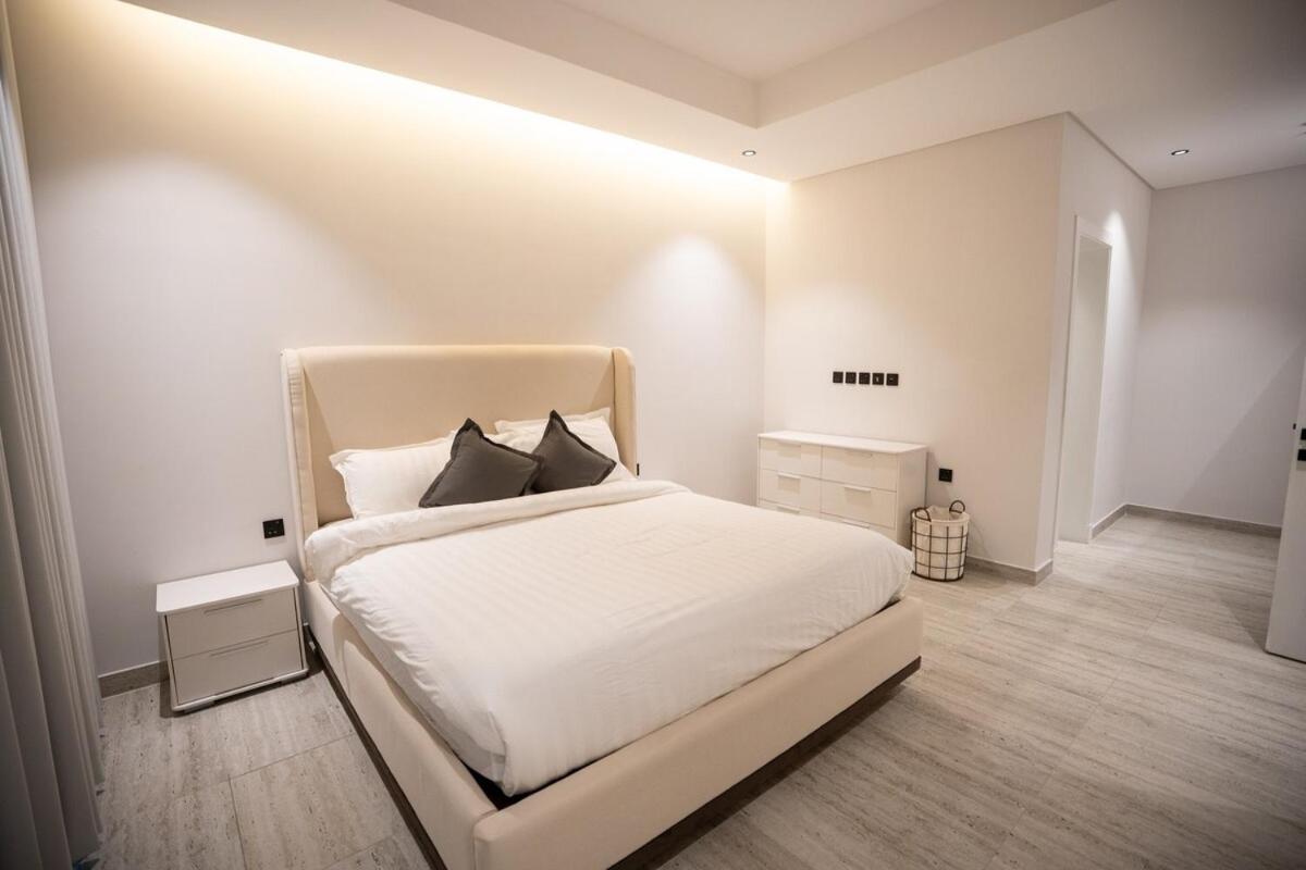 Lp99-8 Luxury 2br In Al Murooj Apartment