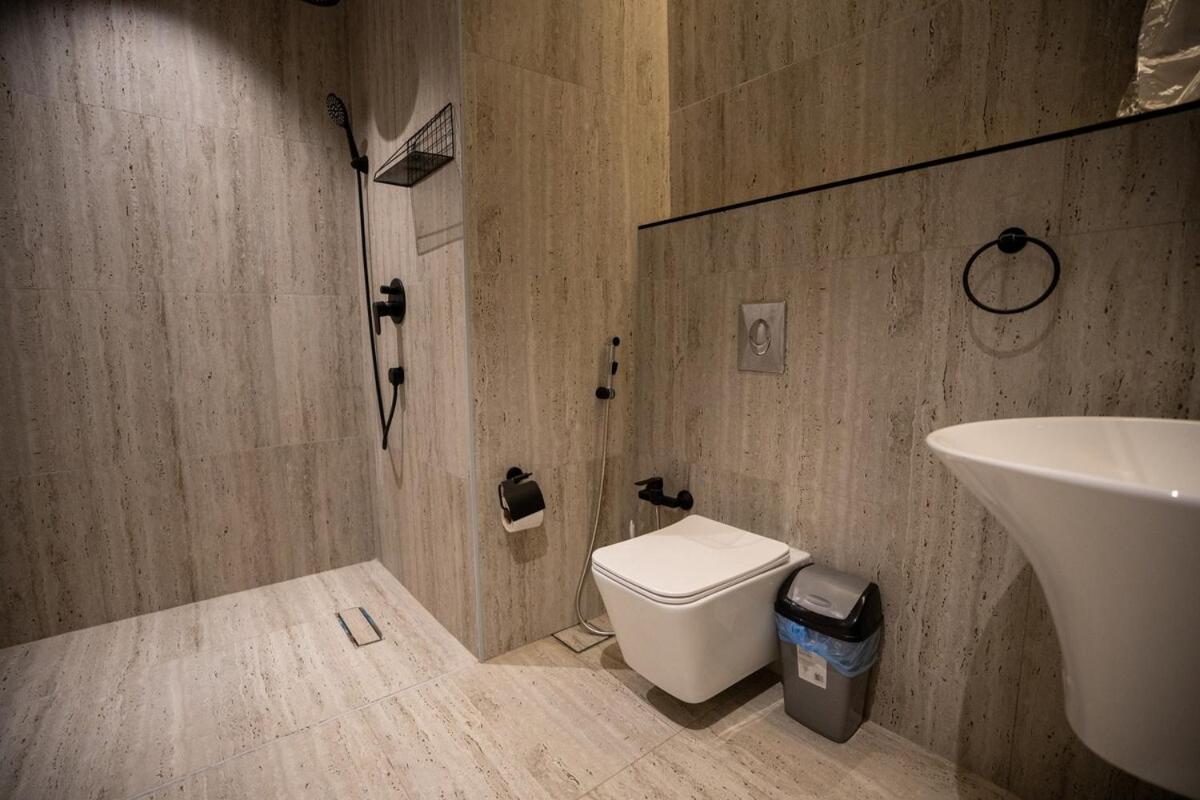 Lp99-8 Luxury 2br In Al Murooj *