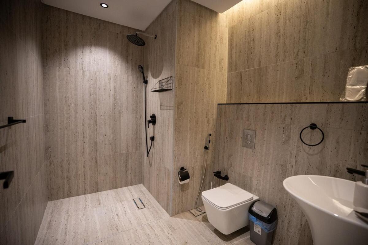 Lp99-8 Luxury 2br In Al Murooj Apartment