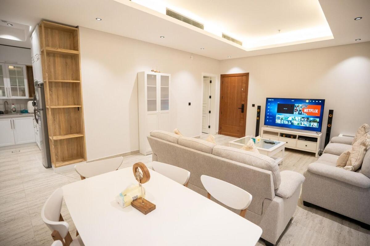 Lp99-8 Luxury 2br In Al Murooj Apartment Riyadh